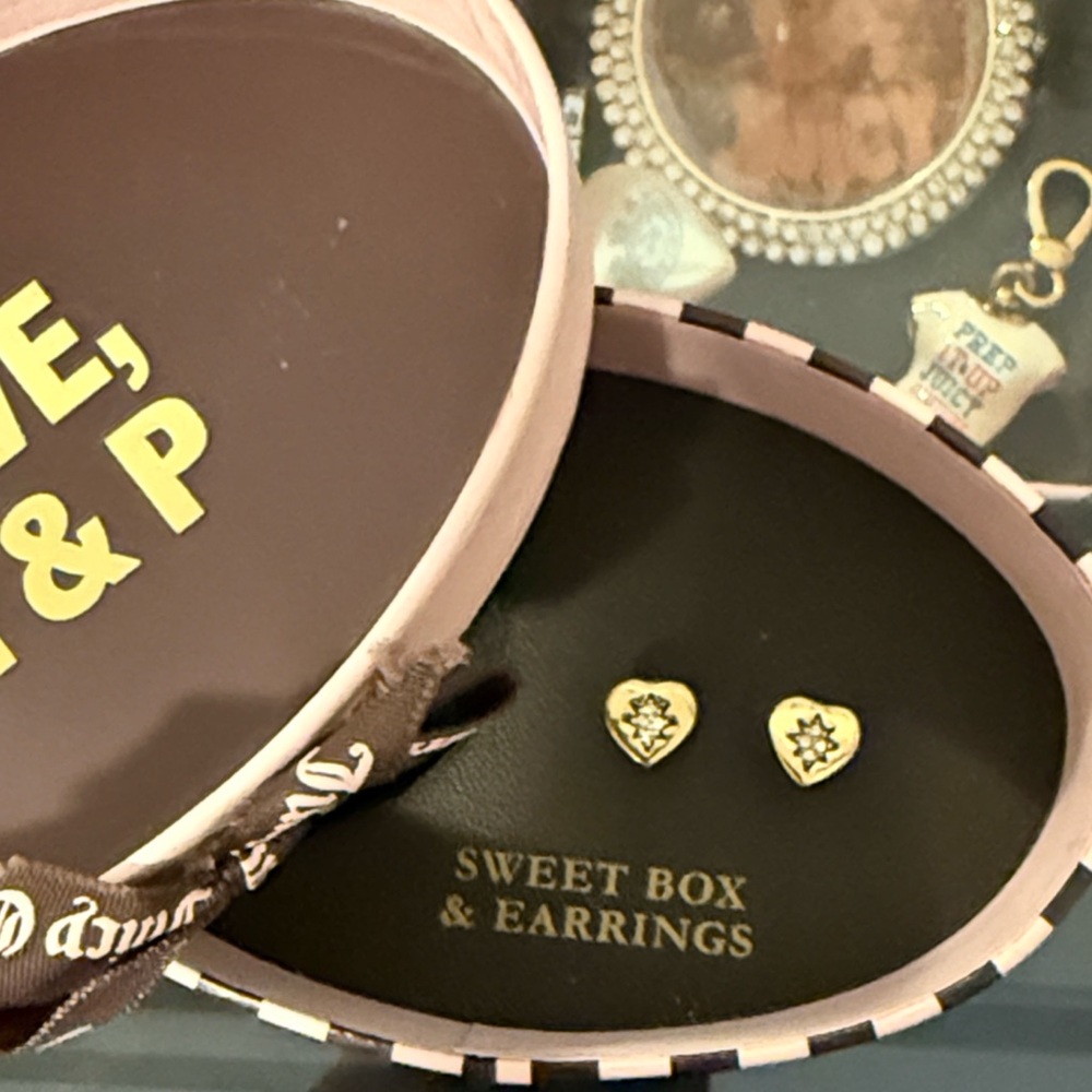 Vintage juicy couture Gold Heart Earrings